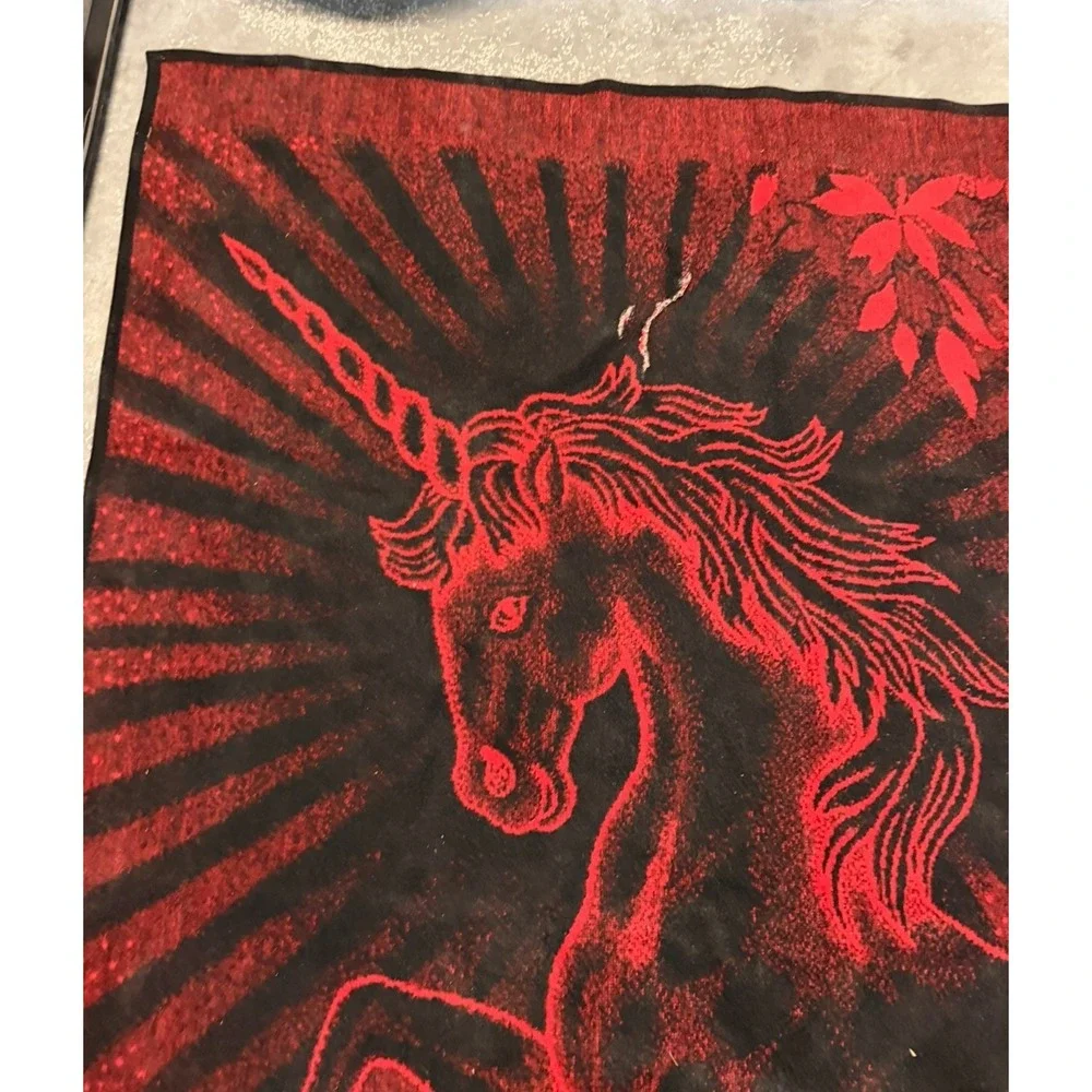 Vintage San Marcos Unicorn Blanket Cobija Red/Black Reversible Aprrox 72